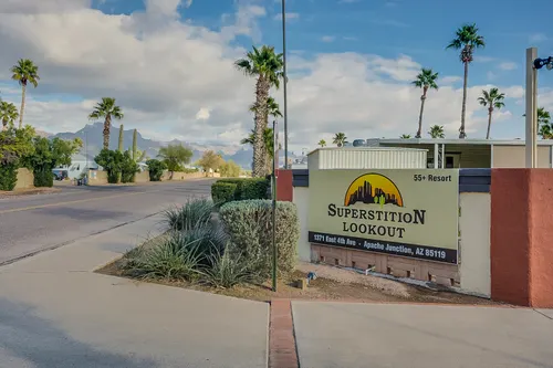 Superstition Lookout in Apache Junction, Arizona