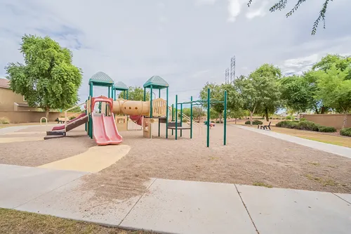 Cambridge Estates in Avondale, Arizona