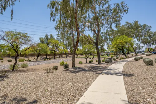 Chandler Crossing in Chandler, Arizona