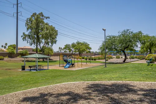 Chandler Crossing in Chandler, Arizona