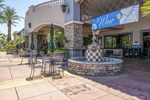Chandler Crossing in Chandler, Arizona