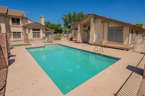 College Park Woods condominiums in Chandler, Arizona