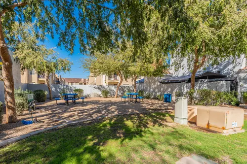 Frye Park Townhomes in Chandler, Arizona