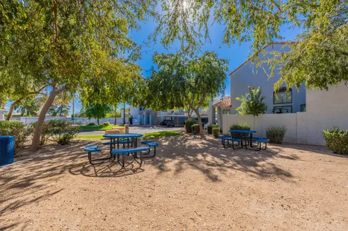 Frye Park Townhomes in Chandler, Arizona