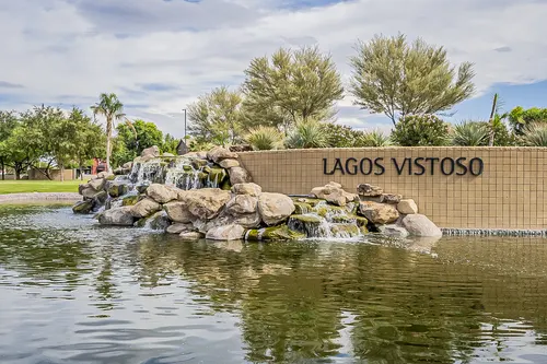 Lagos Vistoso in Chandler, Arizona