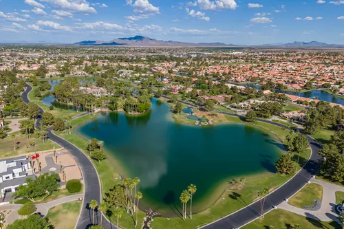 Oakwood Hills in Chandler, Arizona