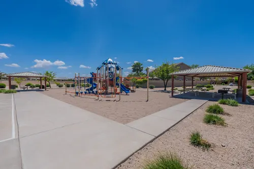 Crestfield Manor in Florence, Arizona