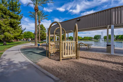 Cactus Yards in Gilbert, Arizona