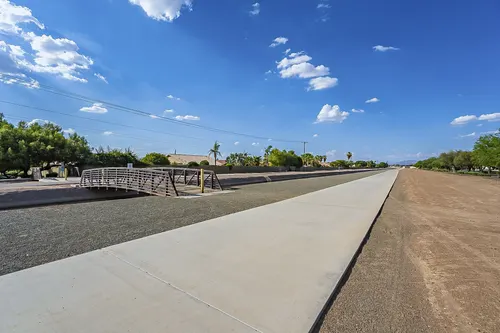 Cottonwoods Crossing in Gilbert, Arizona