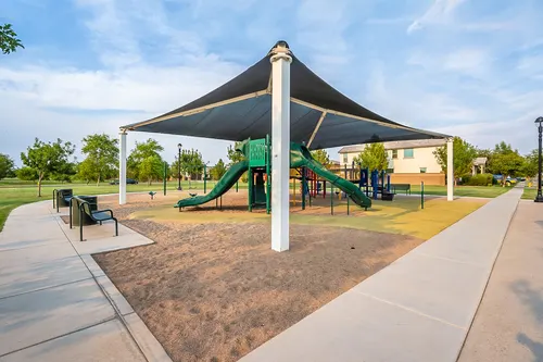 Elliot Groves in Gilbert, Arizona