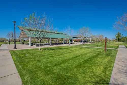 Elliot Groves in Gilbert, Arizona