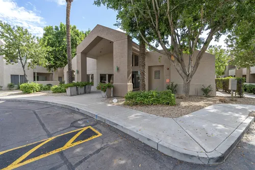 Ikon Hayfield Condos in Gilbert, Arizona
