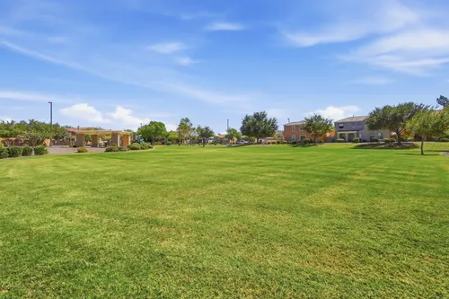 Lyons Gate in Gilbert, Arizona