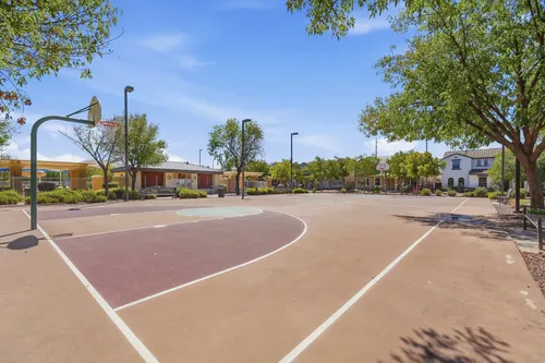 Lyons Gate in Gilbert, Arizona