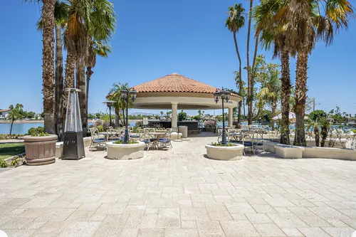 Val Vista Lakes in Gilbert, Arizona