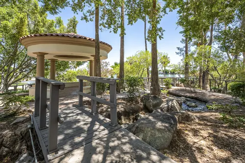 Val Vista Lakes in Gilbert, Arizona