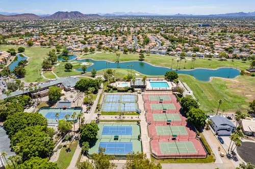Arrowhead Oasis in Glendale, Arizona