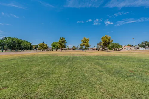 Brookfield Manor in Glendale, Arizona