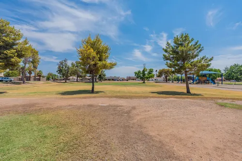 Brookfield Manor in Glendale, Arizona