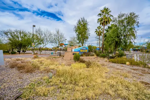 Saguaro Park Lofts in Glendale, Arizona