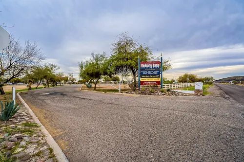 Saguaro Park Lofts in Glendale, Arizona