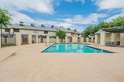 Trends 84 in Glendale, Arizona