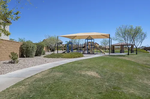 Brightland Homes (The Lakes) in Maricopa, Arizona