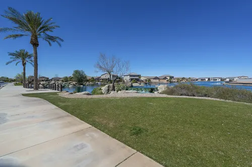Brightland Homes (The Lakes) in Maricopa, Arizona