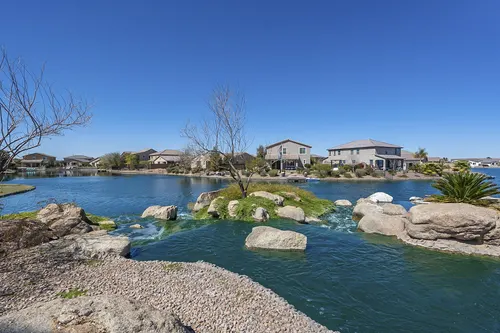 Brightland Homes (The Lakes) in Maricopa, Arizona