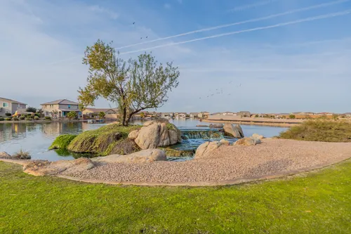 Brightland Homes (The Lakes) in Maricopa, Arizona