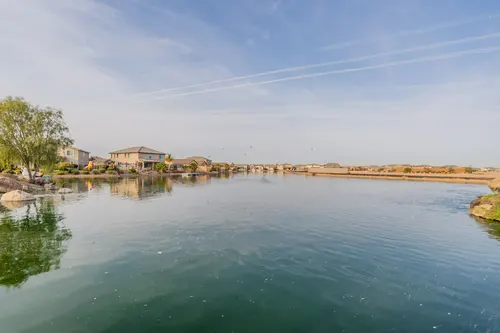 Brightland Homes (The Lakes) in Maricopa, Arizona