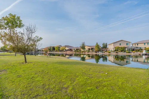 Brightland Homes (The Lakes) in Maricopa, Arizona