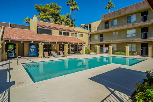 Circle Tree Condominiums in Mesa, Arizona