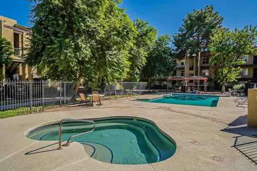 Circle Tree Condominiums in Mesa, Arizona