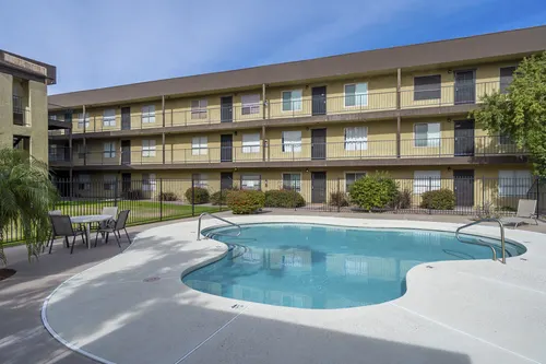 Circle Tree Condominiums in Mesa, Arizona