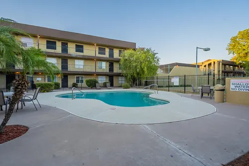 Circle Tree Condominiums in Mesa, Arizona