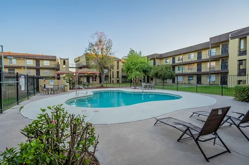 Circle Tree Condominiums in Mesa, Arizona