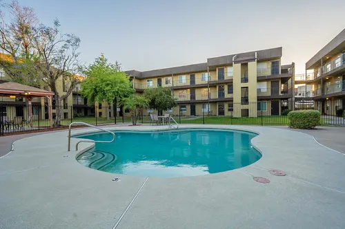 Circle Tree Condominiums in Mesa, Arizona
