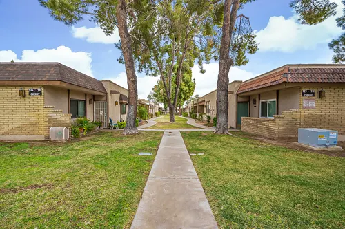 Colonial Manor in Mesa, Arizona