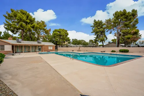 Colonial Manor in Mesa, Arizona