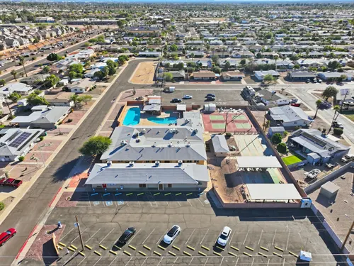 Dreamland Villa in Mesa, Arizona