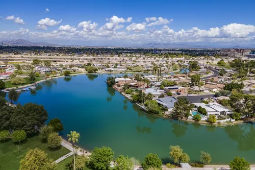Los Altos Center in Mesa, Arizona