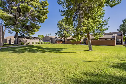 Old West Manor in Mesa, Arizona
