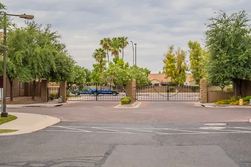 Val Vista Park Townhomes in Mesa, Arizona