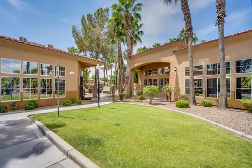 Desert Harbor Apartment Homes in Peoria, Arizona