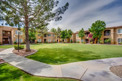 Desert Harbor Apartment Homes in Peoria, Arizona