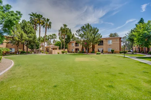 Desert Harbor Apartment Homes in Peoria, Arizona