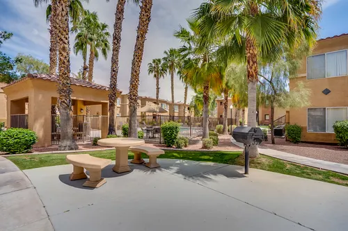 Desert Harbor Apartment Homes in Peoria, Arizona