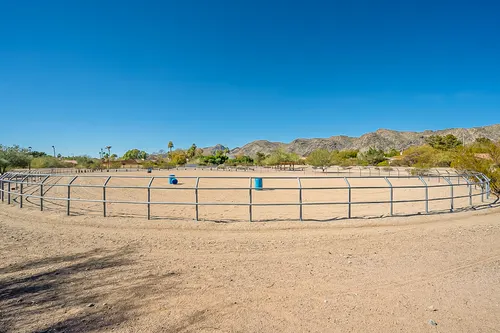 Ahwatukee Custom Estates in Phoenix, Arizona