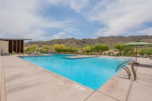 Avance in Phoenix, Arizona